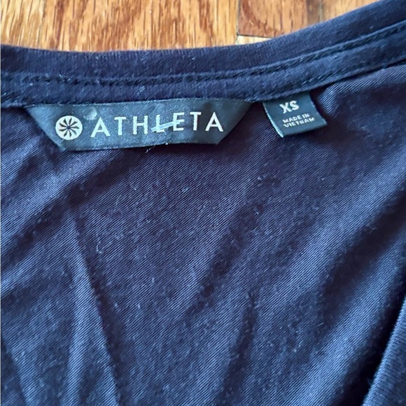 Athleta Black Long Sleeve Tee - V-Neck - XS - Picture 2 of 6